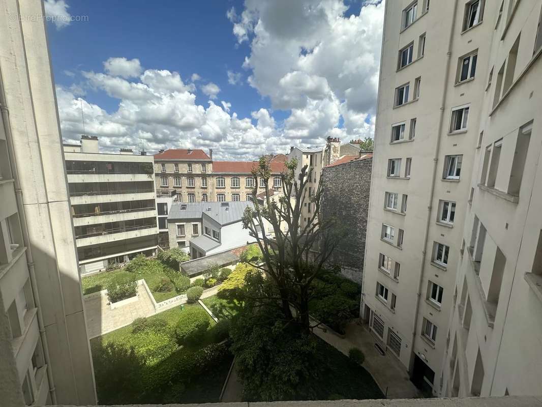 Appartement à PARIS-19E