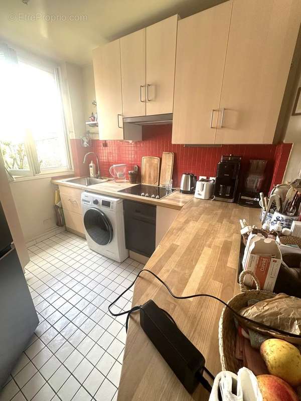 Appartement à PARIS-19E