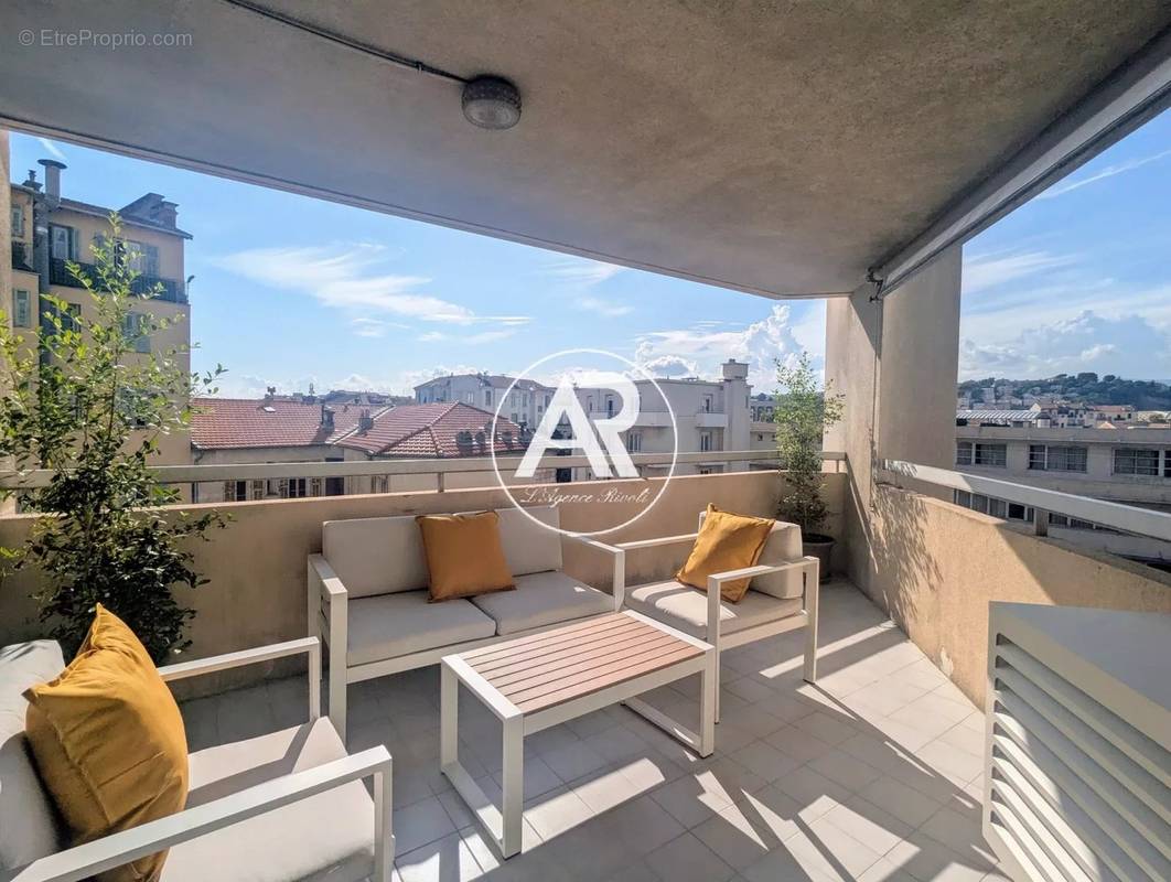 Appartement à NICE