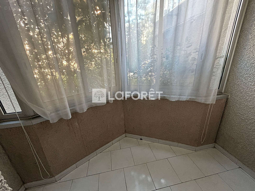 Appartement à MARSEILLE-8E