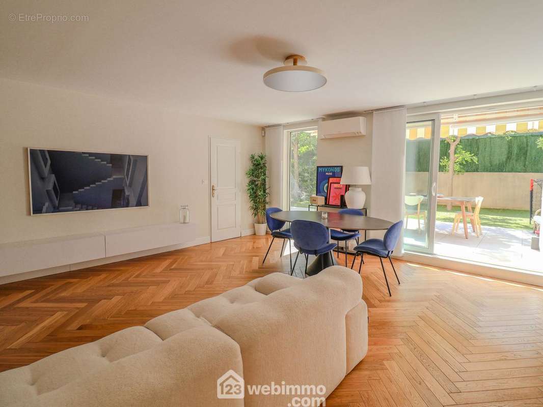 Appartement à MARSEILLE-9E