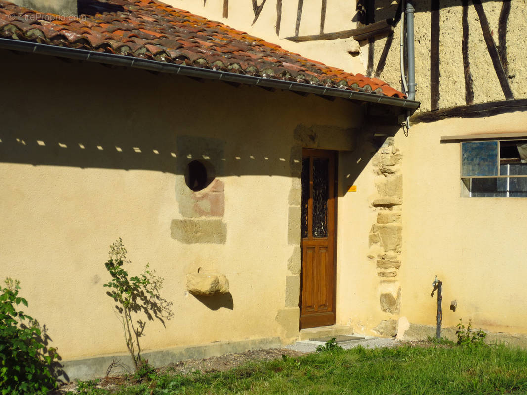 Maison à COULOUME-MONDEBAT