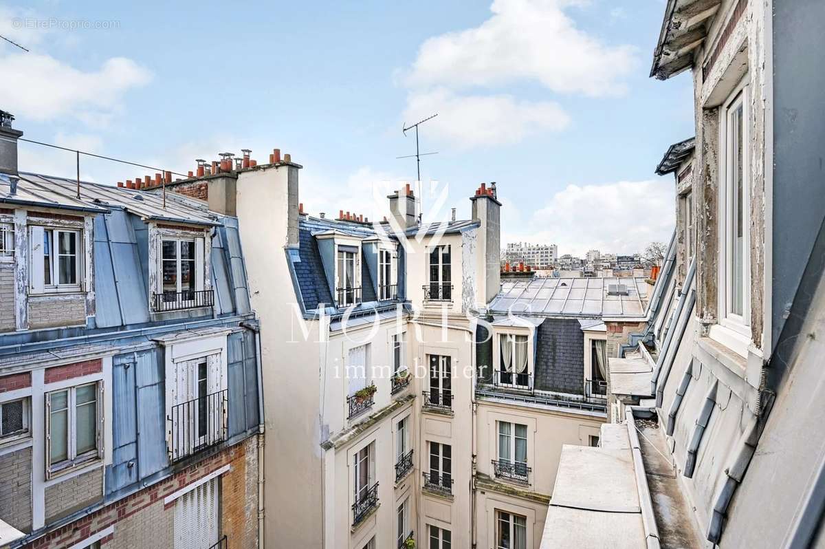 Appartement à PARIS-17E