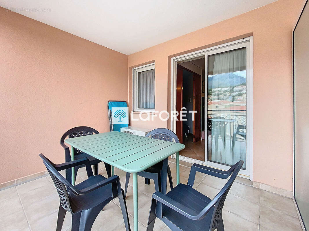 Appartement à MENTON