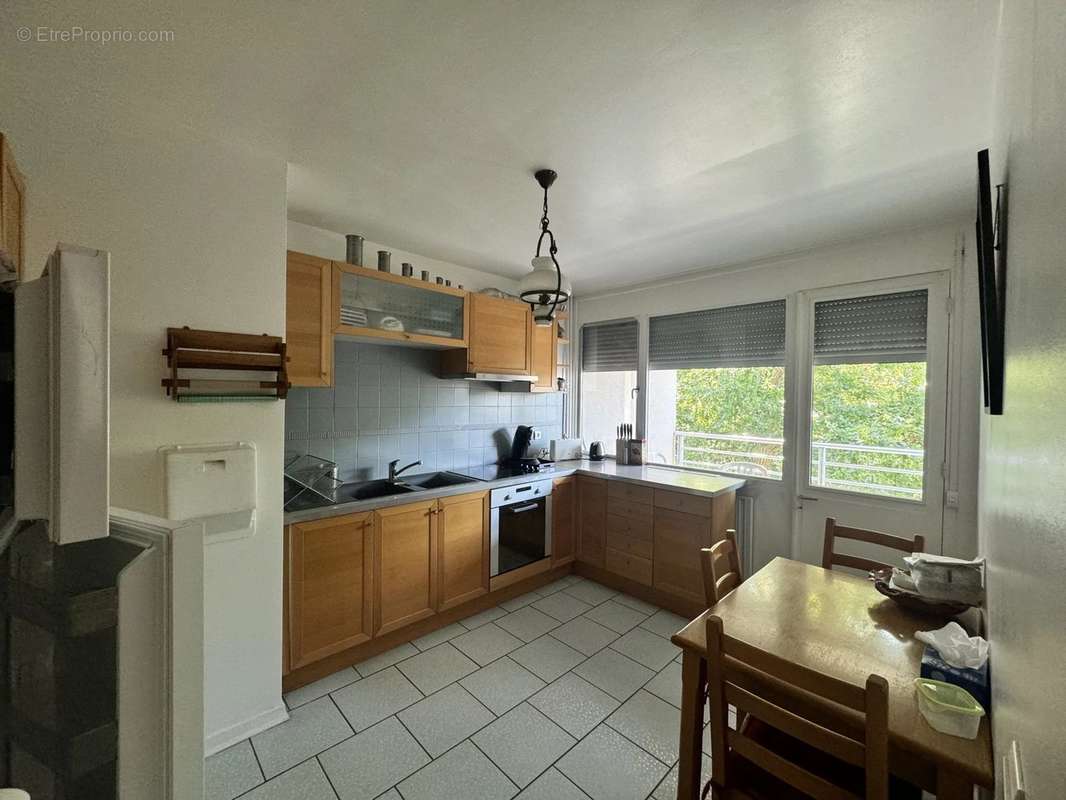 Appartement à VAIRES-SUR-MARNE