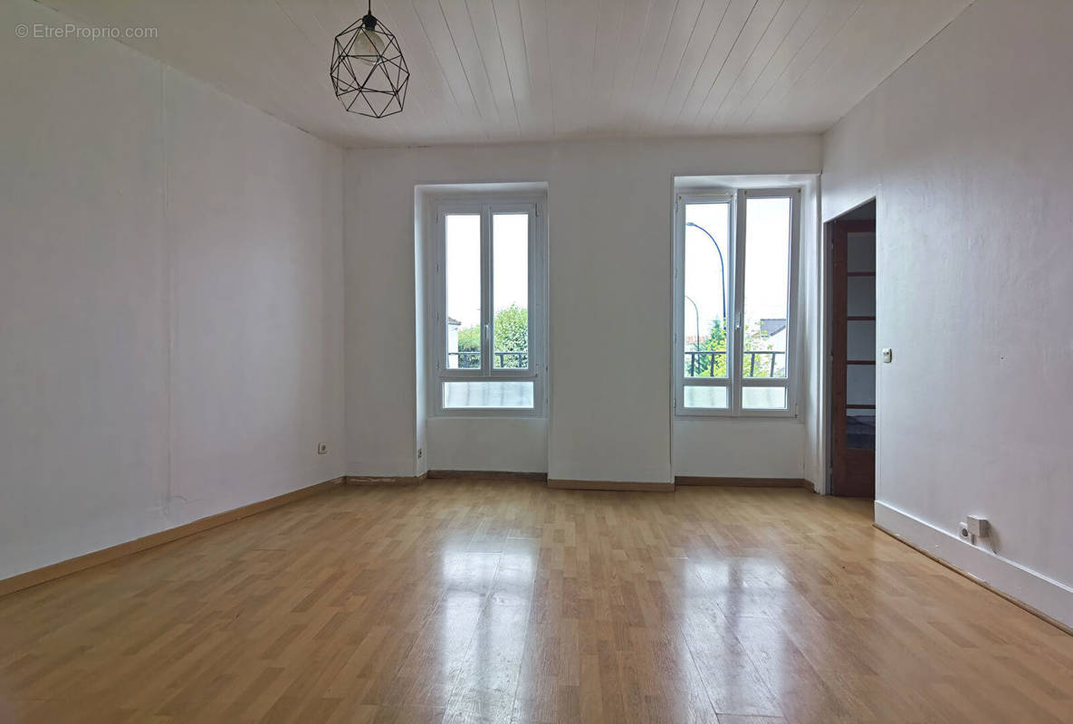 Appartement à NEUILLY-PLAISANCE