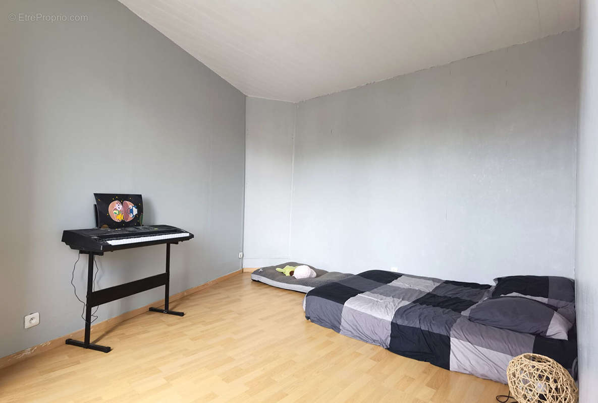 Appartement à NEUILLY-PLAISANCE