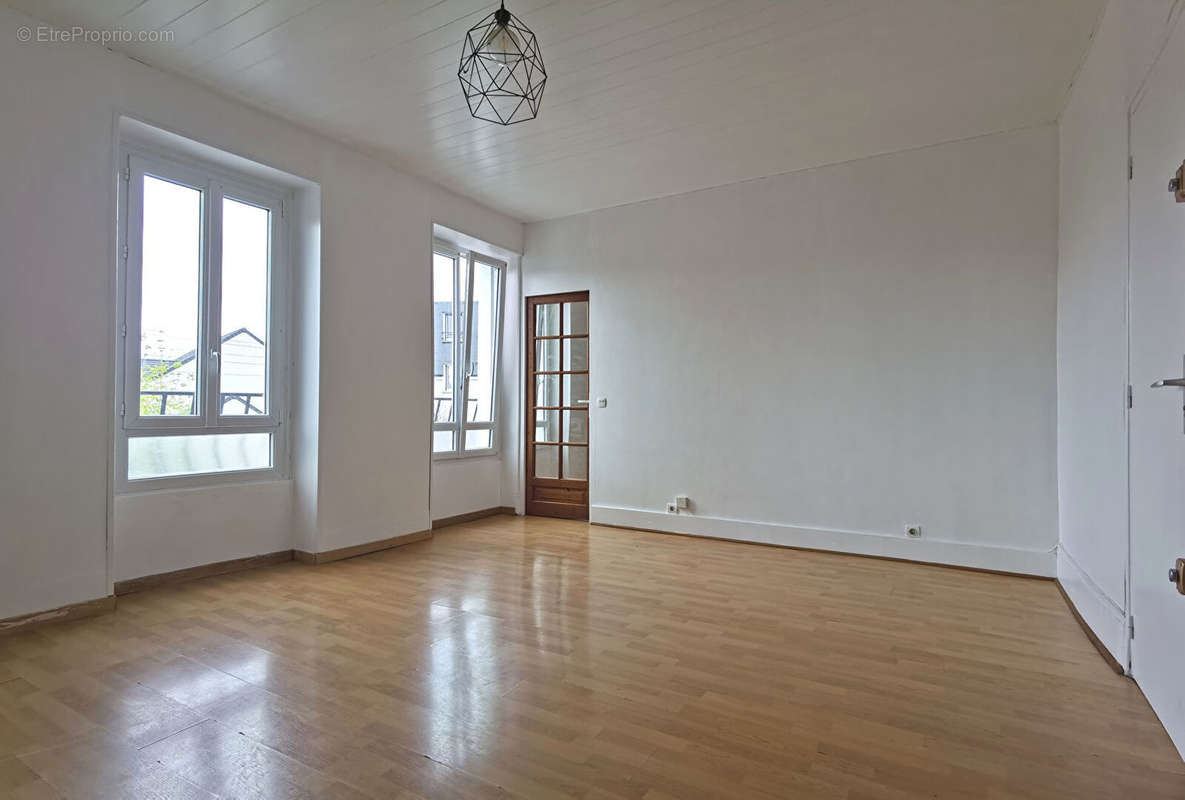 Appartement à NEUILLY-PLAISANCE