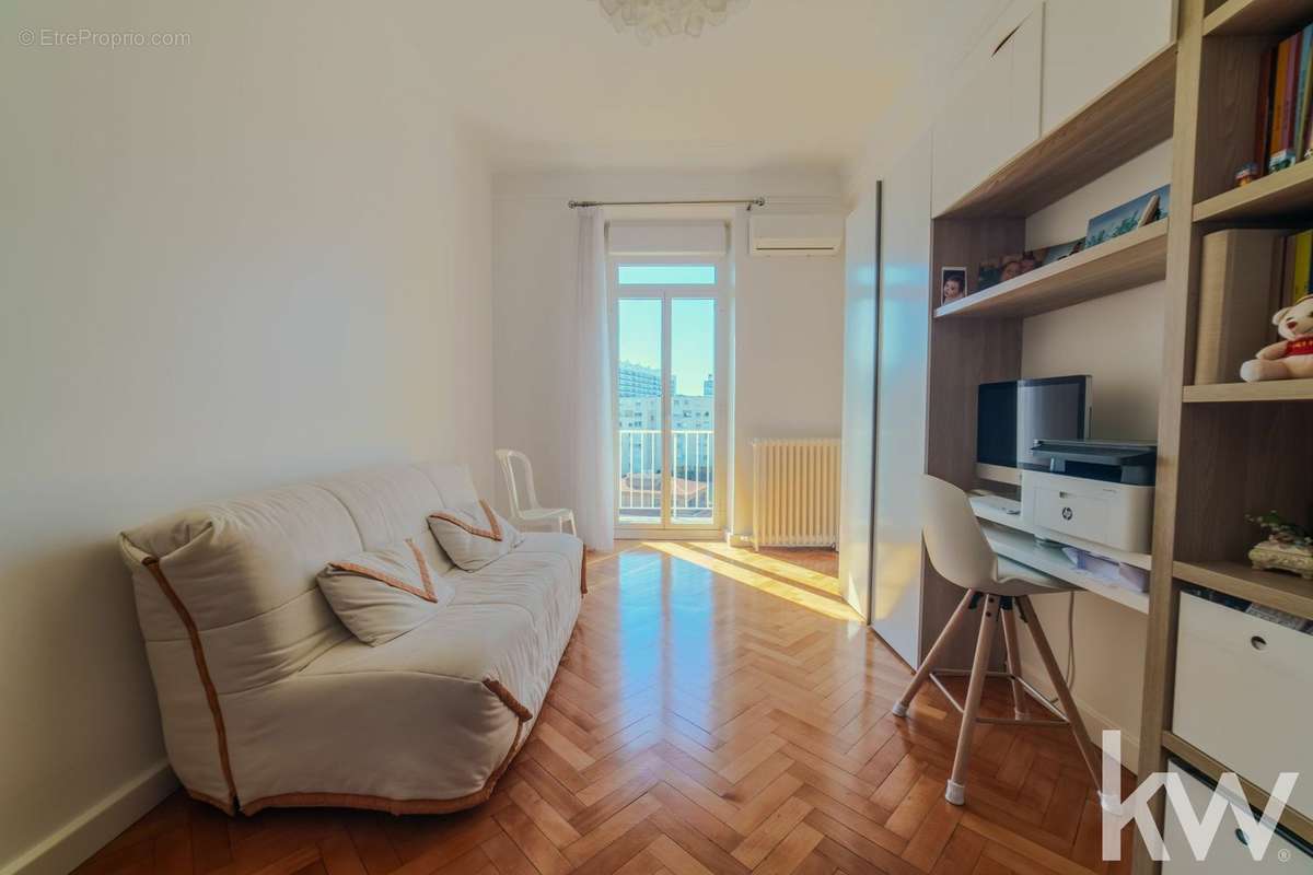 Appartement à MARSEILLE-8E