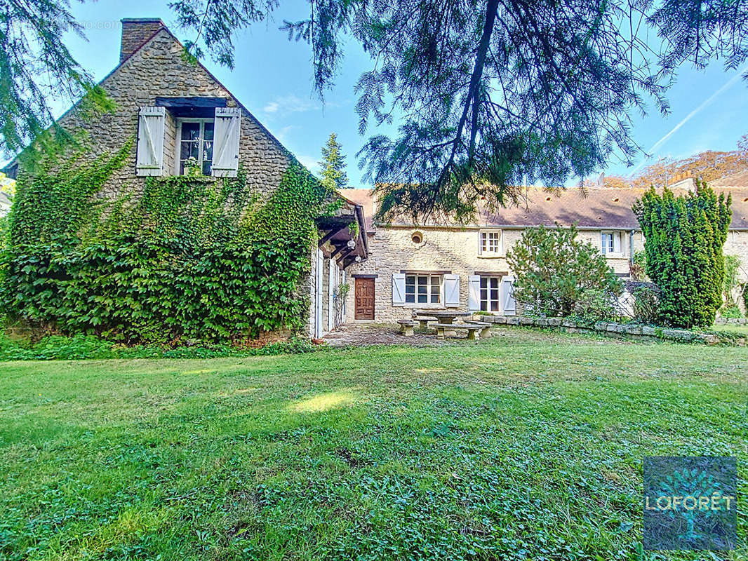 Maison à MORIGNY-CHAMPIGNY