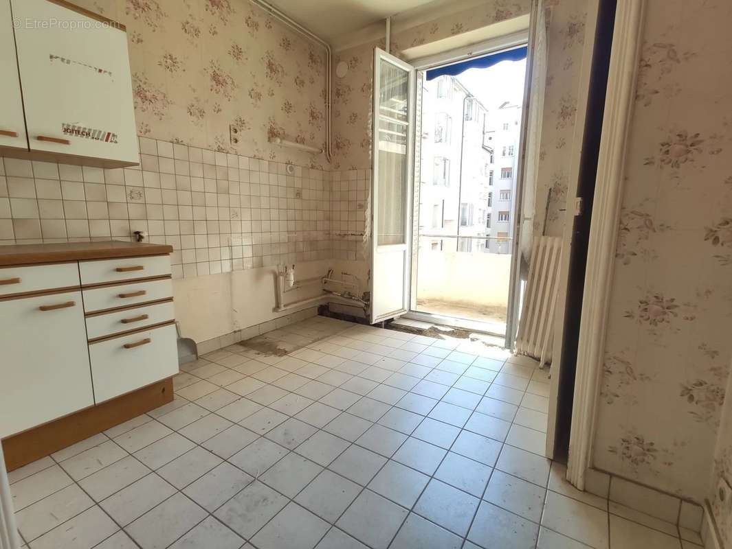 Appartement à LYON-6E