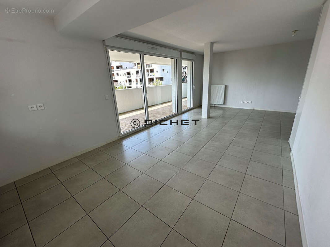 Appartement à BEGLES