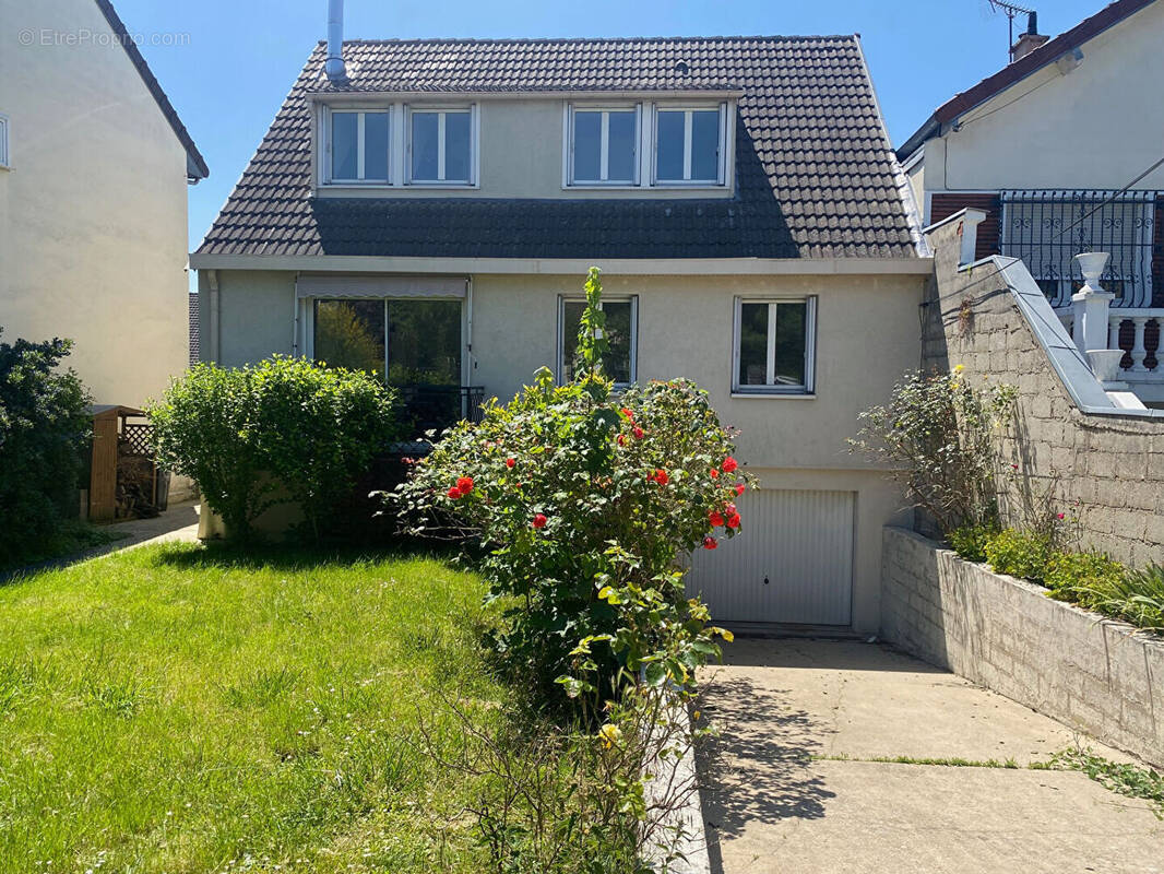 Maison à CHAMPIGNY-SUR-MARNE