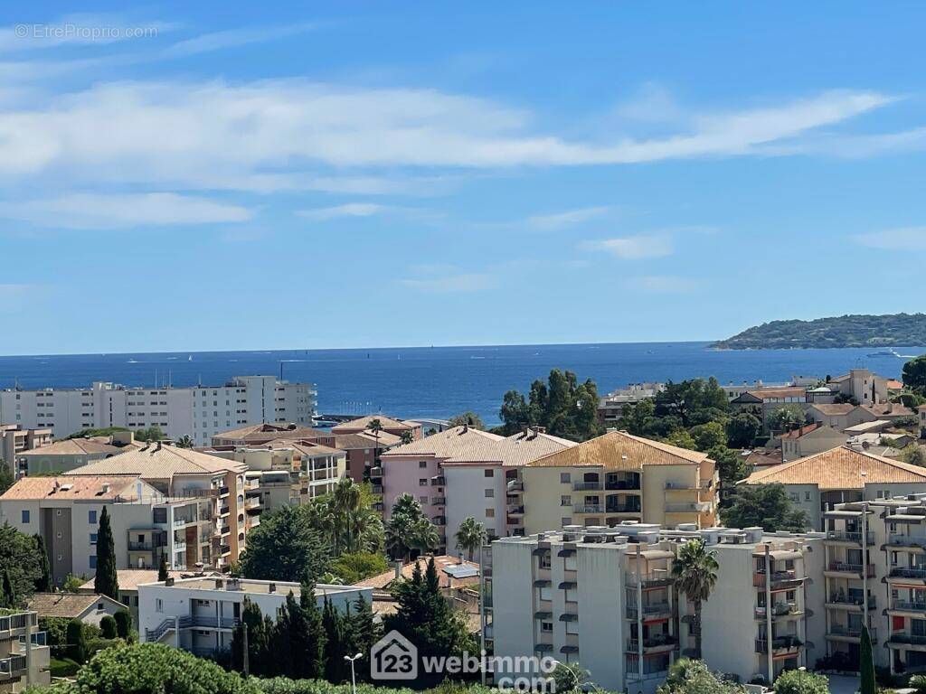 Appartement au dernier étage avec ascenseur, Vue mer Panoramique - Appartement à SAINTE-MAXIME