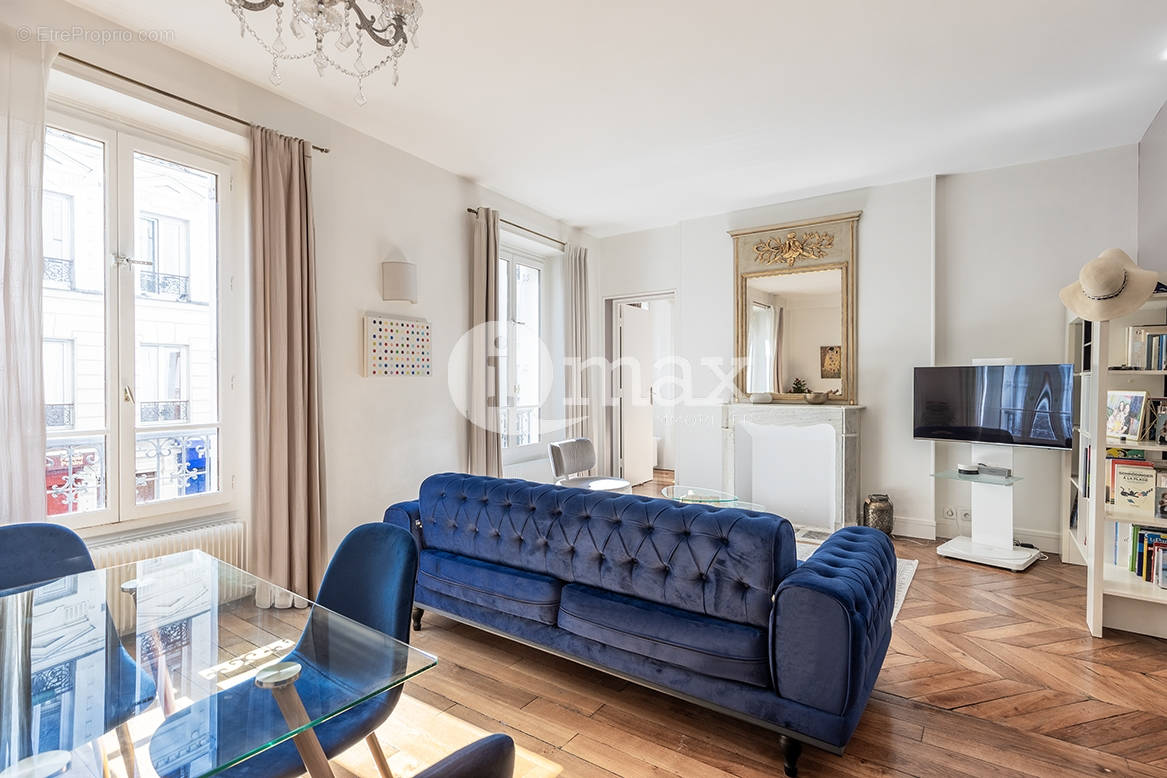 Appartement à LEVALLOIS-PERRET