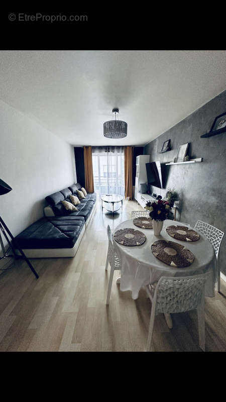 Appartement à COLOMBES