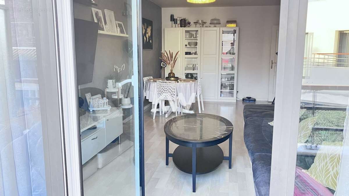 Appartement à COLOMBES