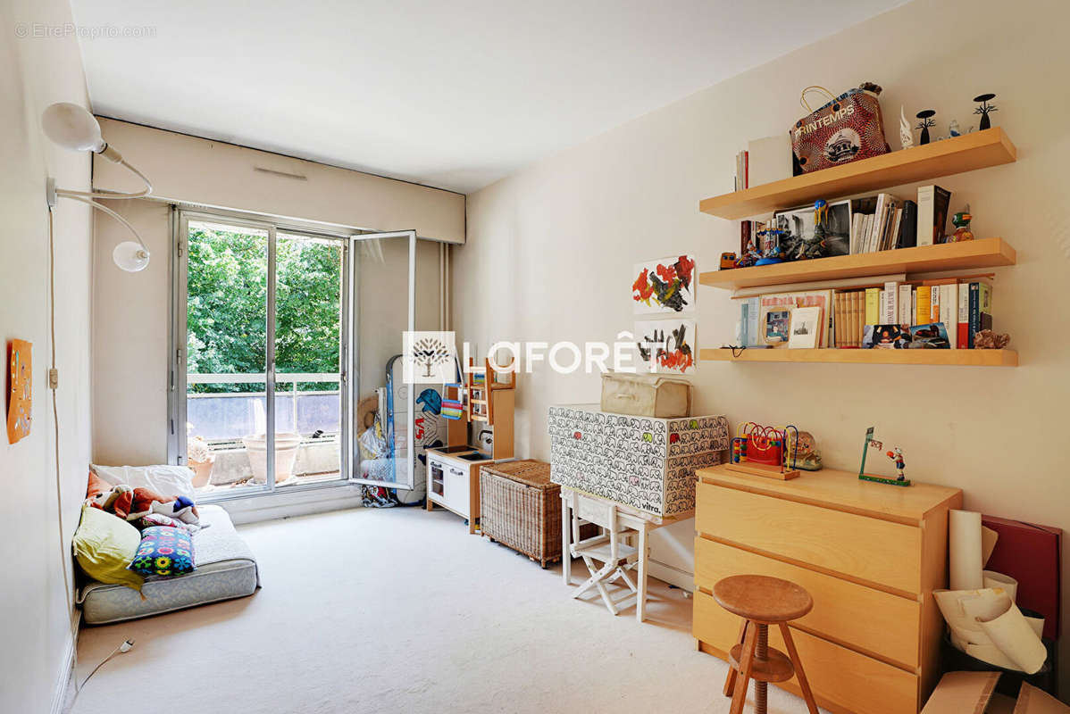 Appartement à PARIS-12E