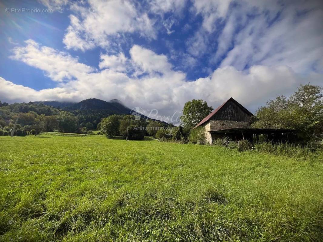 Maison à MONTCEL