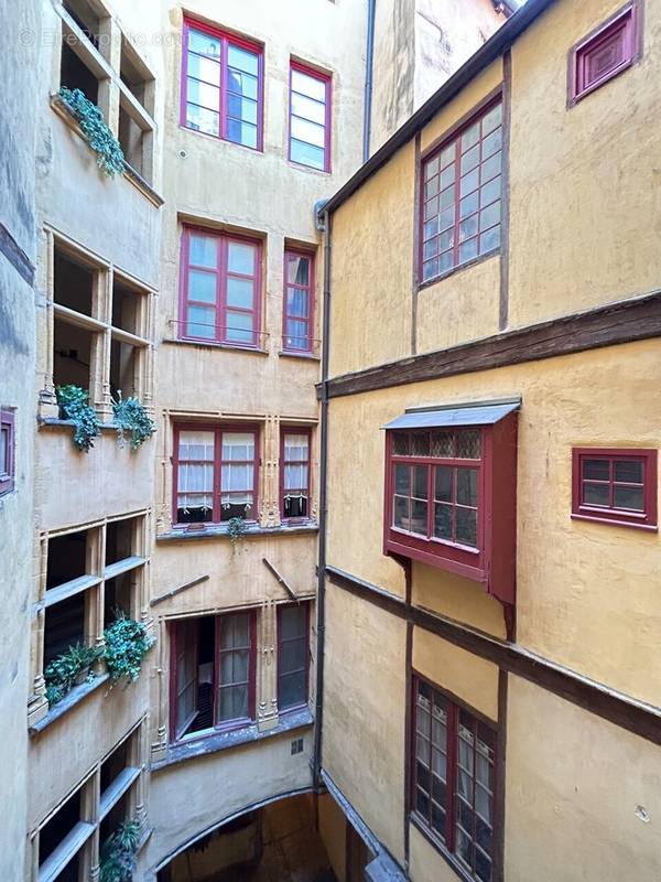 Appartement à LYON-5E