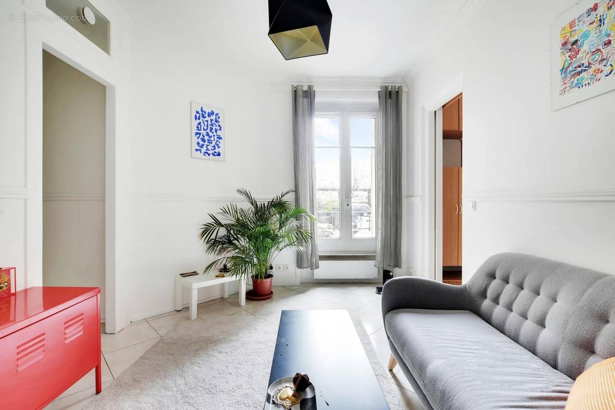 Appartement à PARIS-20E