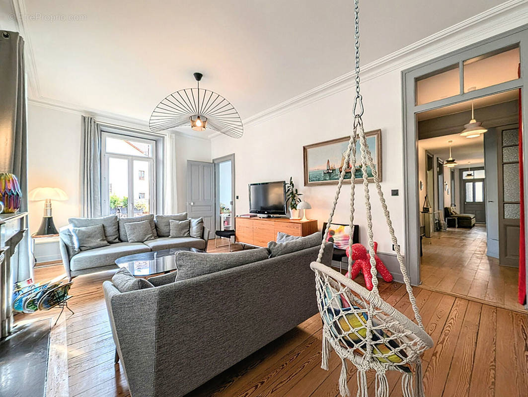 Appartement à AIX-LES-BAINS