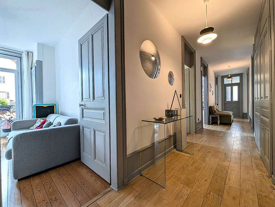 Appartement à AIX-LES-BAINS