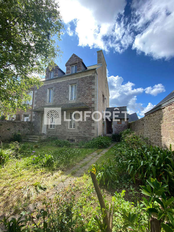 Maison à PAIMPOL