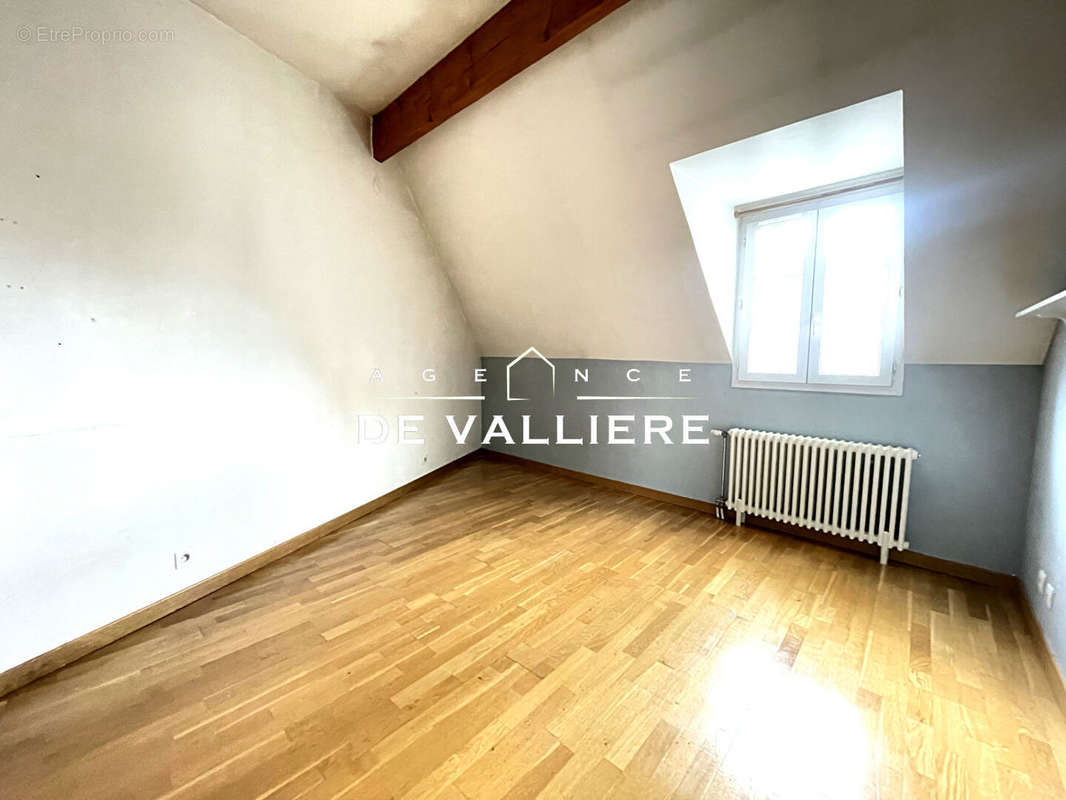 Appartement à NANTERRE