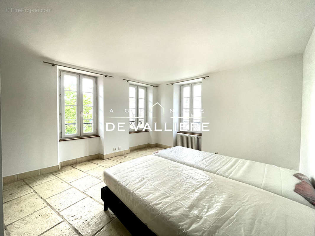 Appartement à NANTERRE