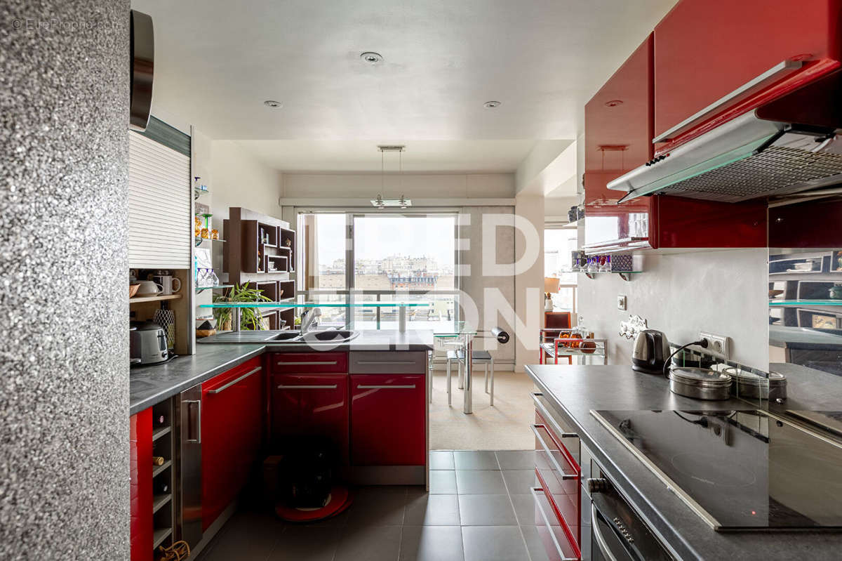 Appartement à PARIS-15E