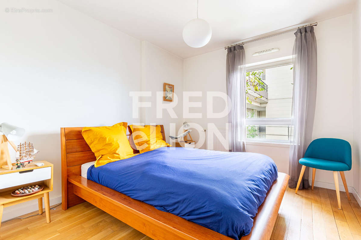 Appartement à PARIS-15E