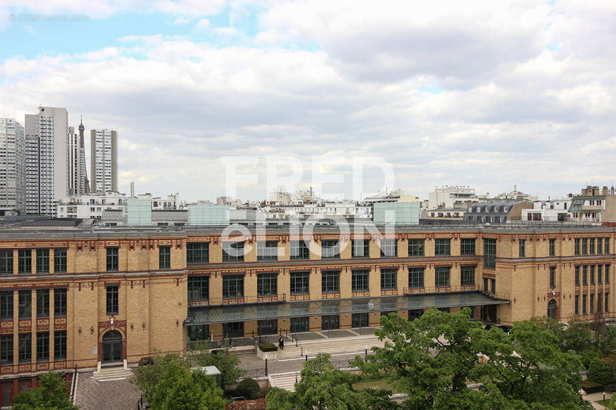 Appartement à PARIS-15E