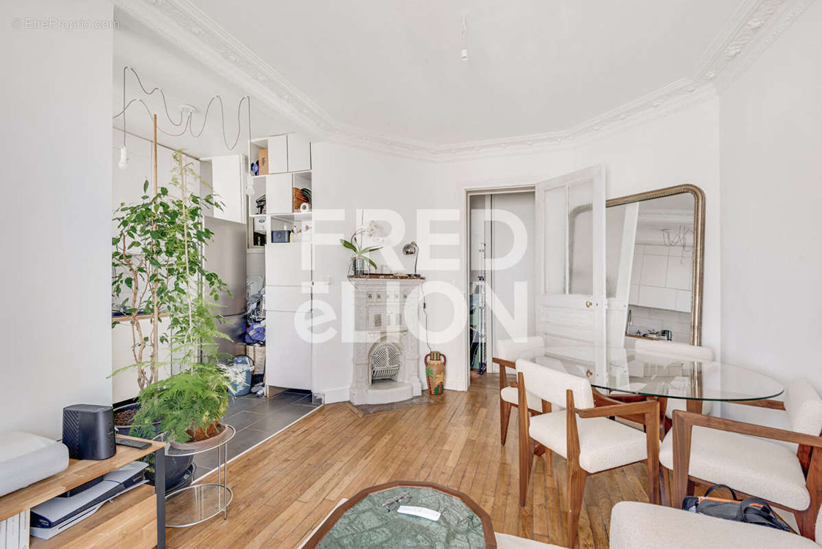 Appartement à PARIS-15E