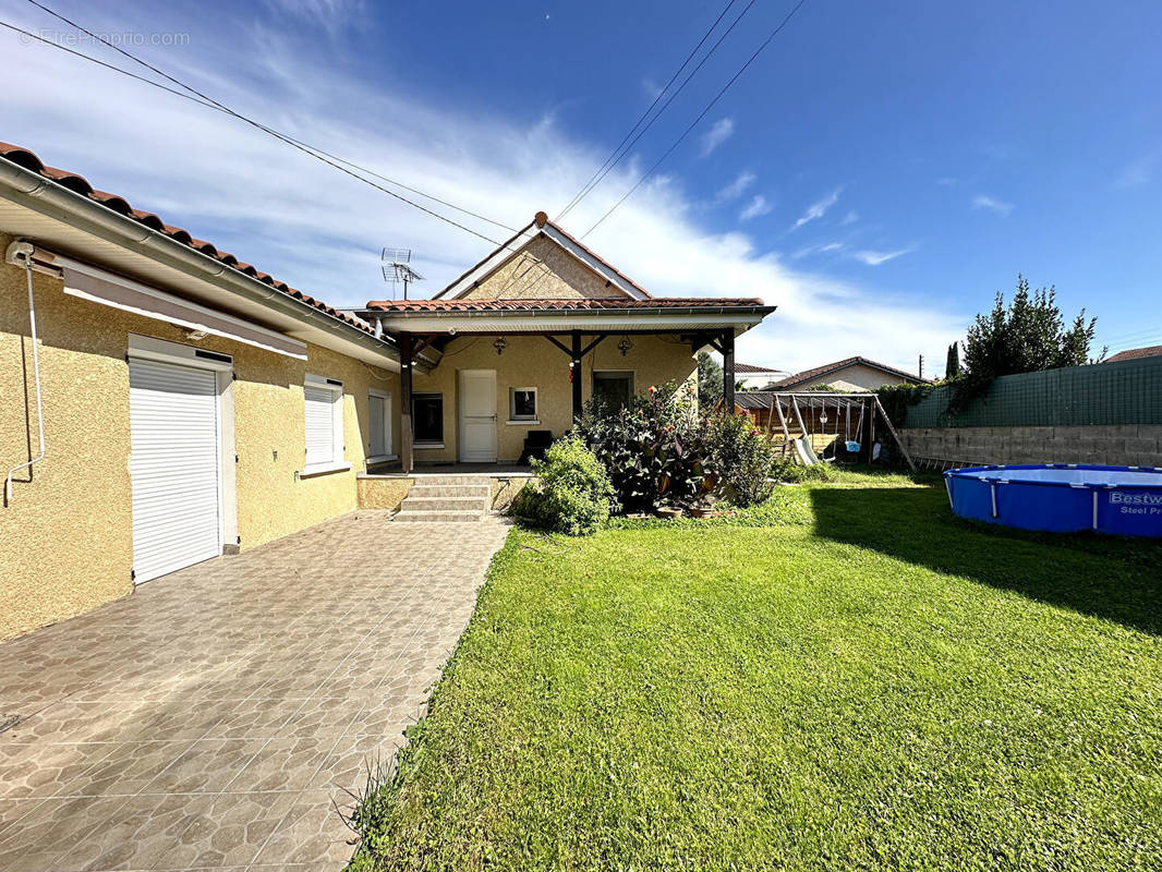 Maison à VAULX-EN-VELIN