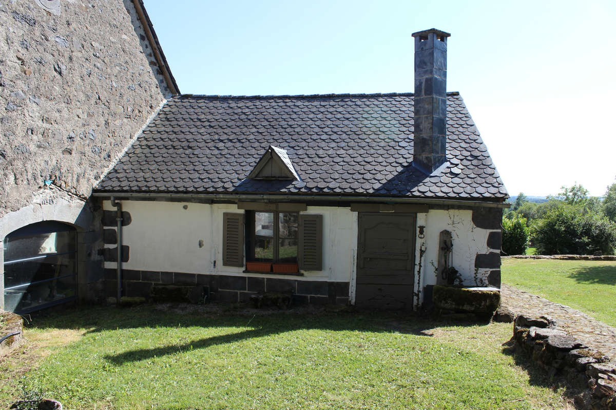 Maison à ANGLARDS-DE-SALERS