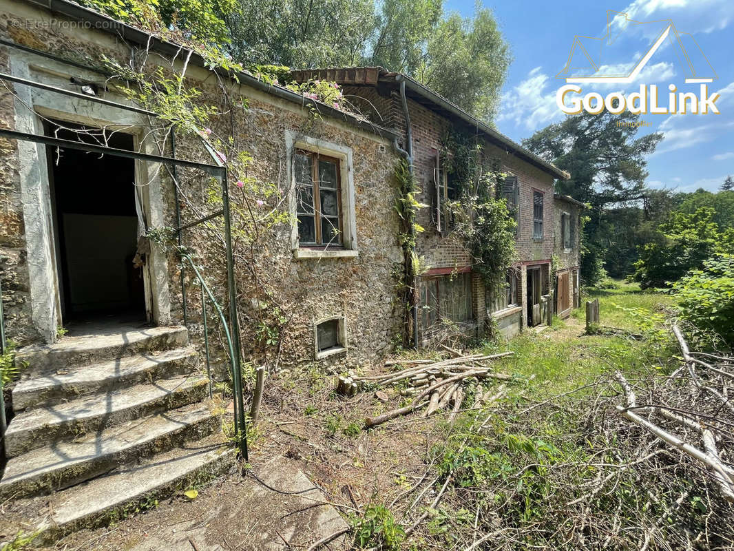 Maison à SAINT-REMY-LES-CHEVREUSE