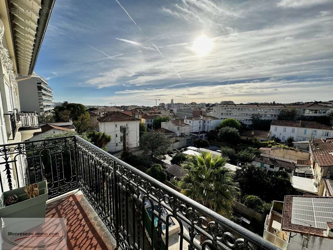 Appartement à CANNES