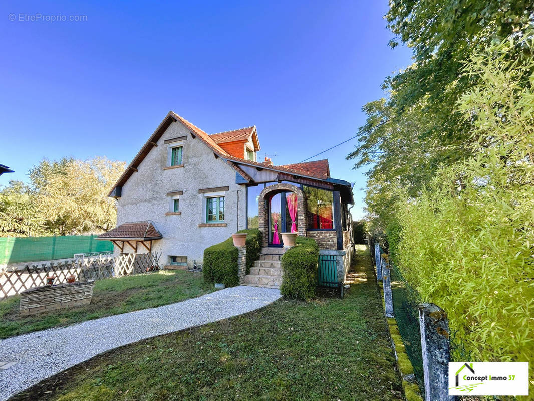 Maison à LUSSAULT-SUR-LOIRE