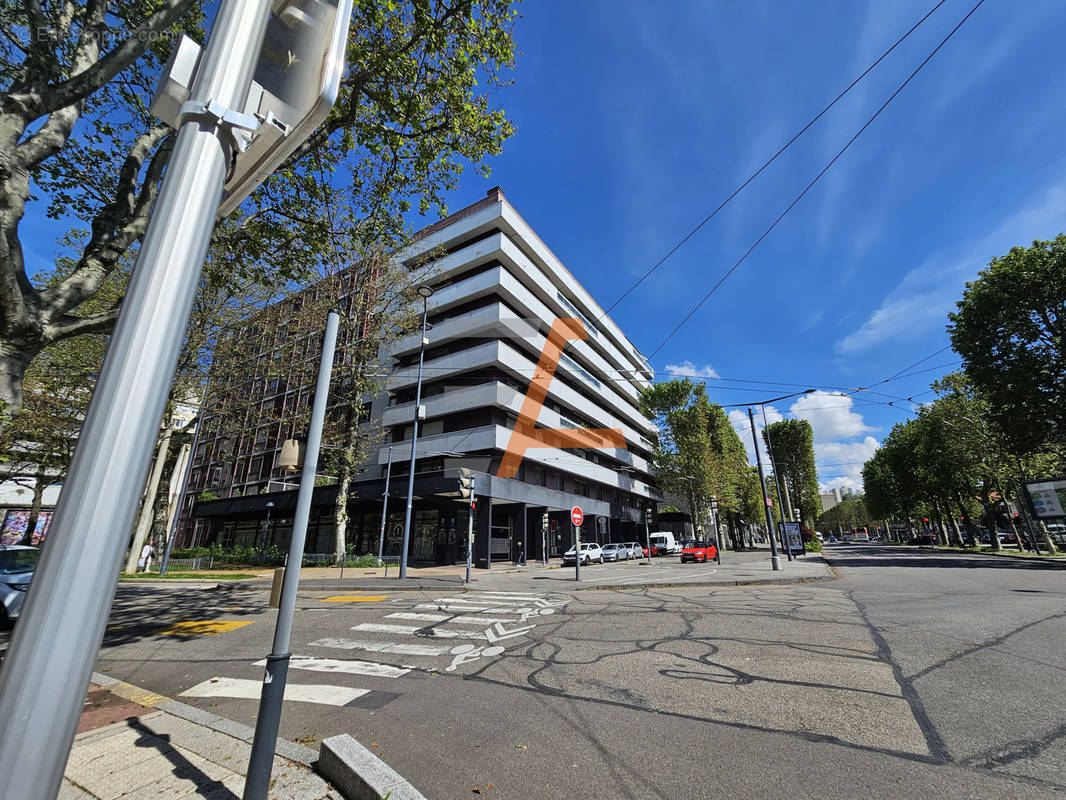 Appartement à SAINT-ETIENNE