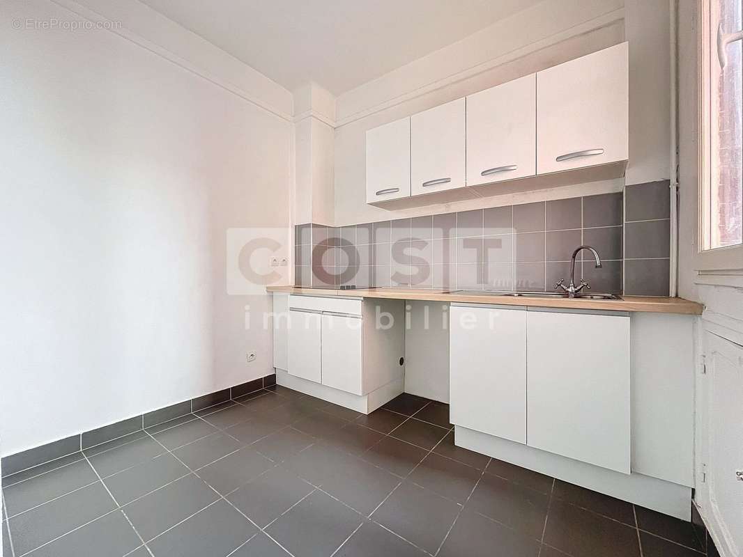 Appartement à ASNIERES-SUR-SEINE