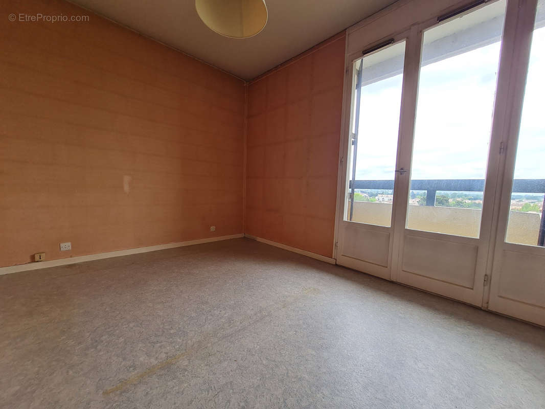 Appartement à TOURNON-SUR-RHONE