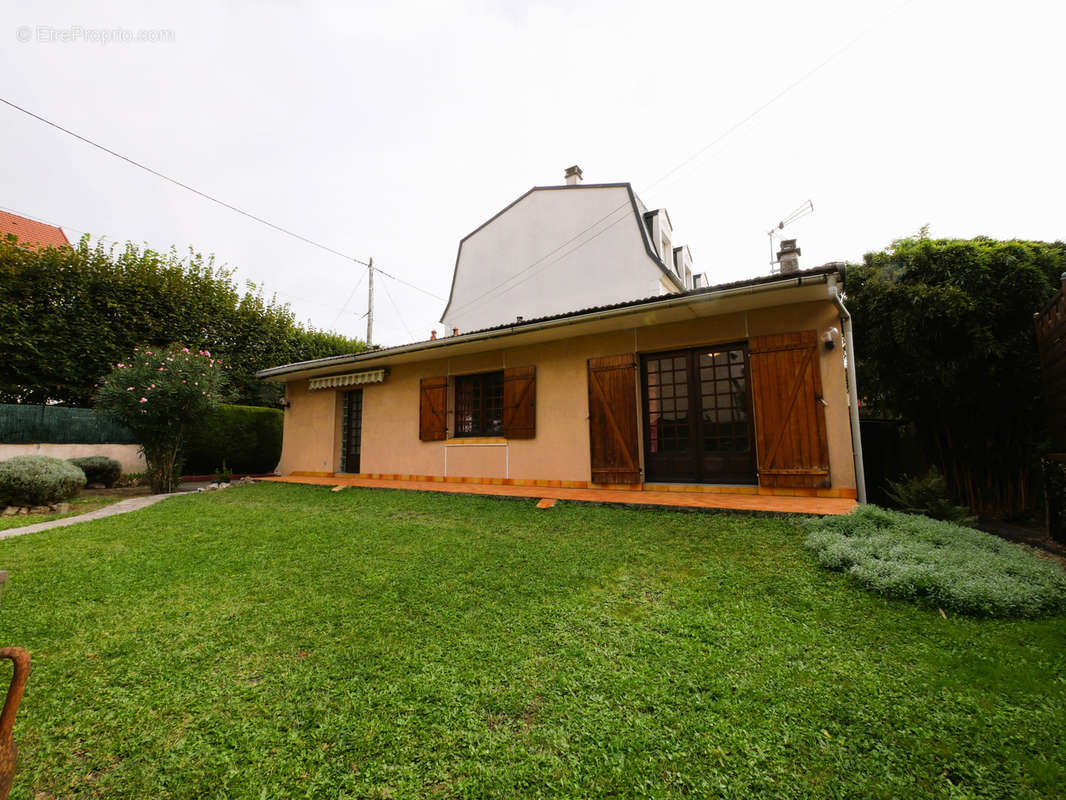 Maison à AULNAY-SOUS-BOIS