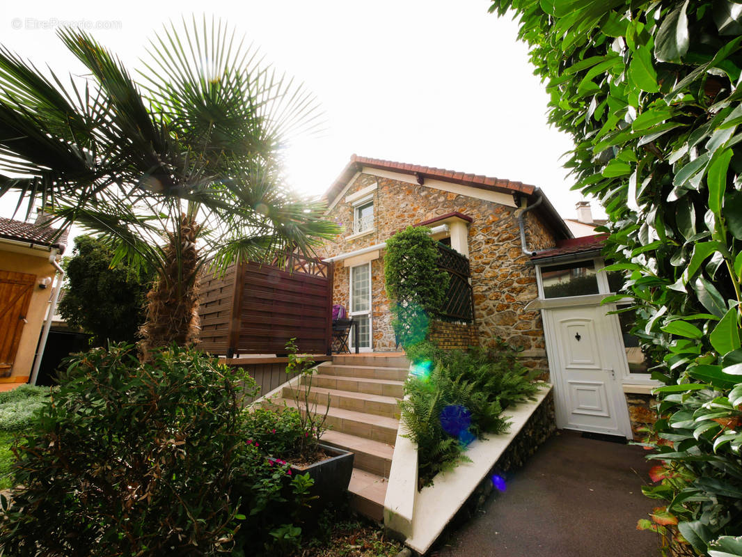 Maison à AULNAY-SOUS-BOIS