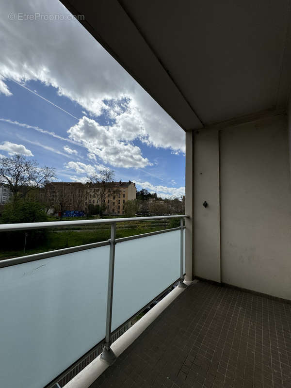 Appartement à LYON-4E