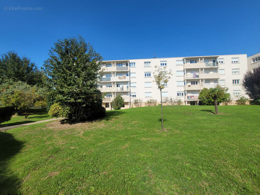 Appartement à VILLIERS-LE-BEL