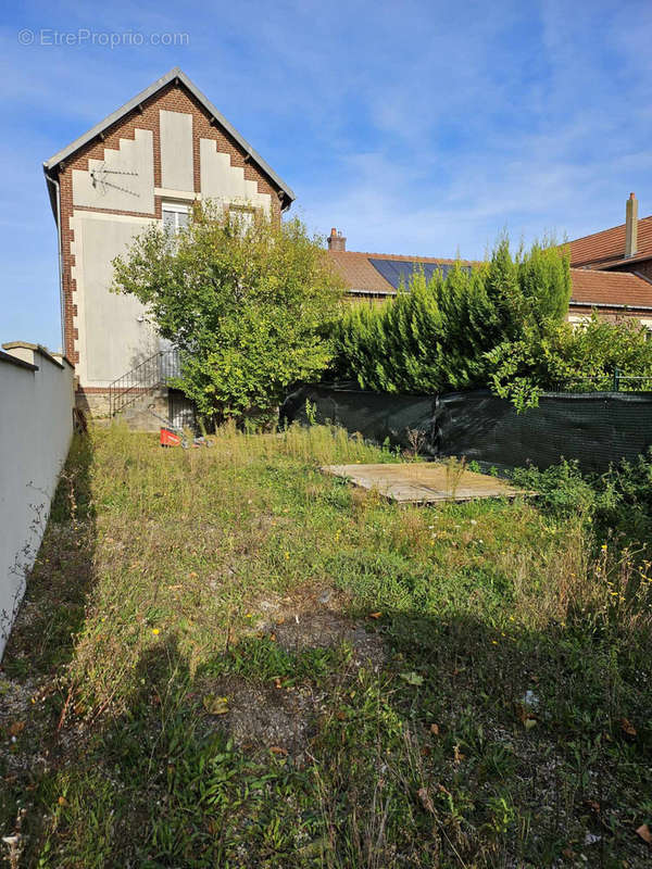 Maison à AULNOIS-SOUS-LAON