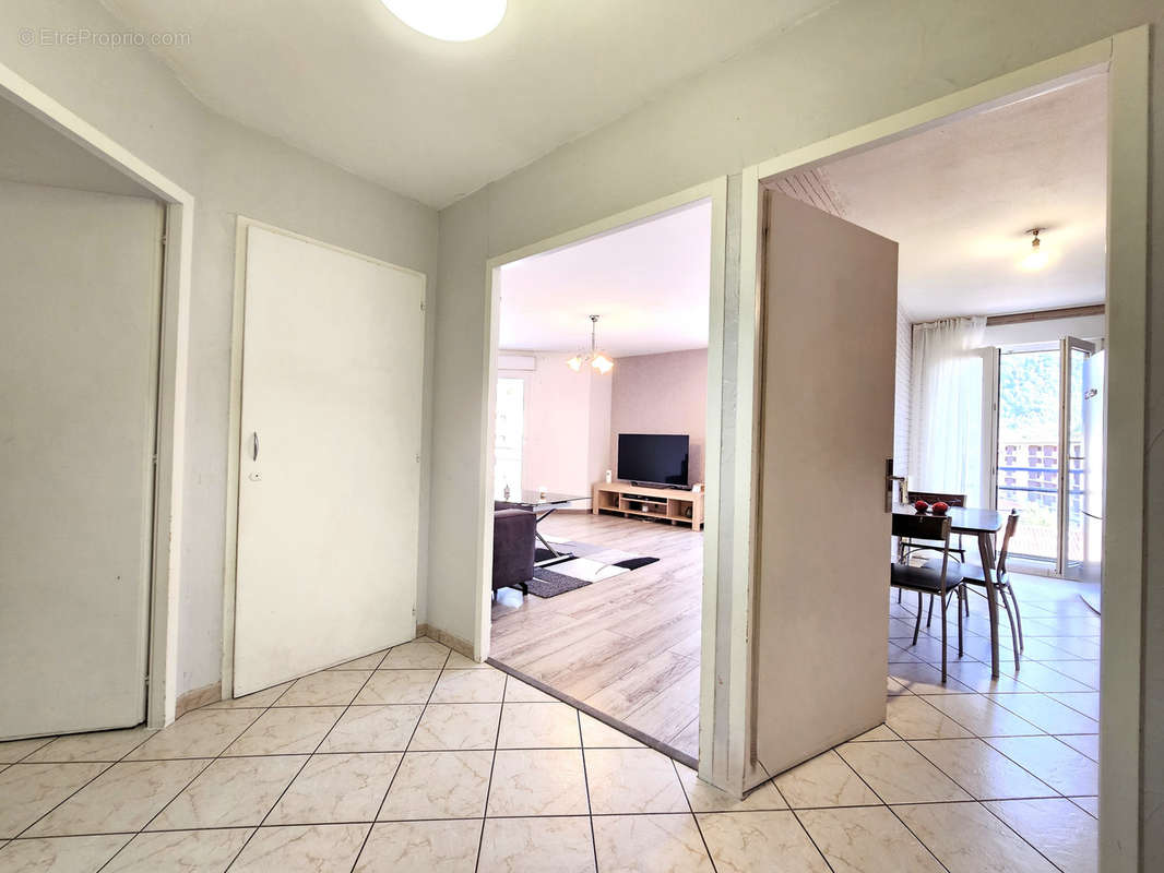 Appartement à CLUSES