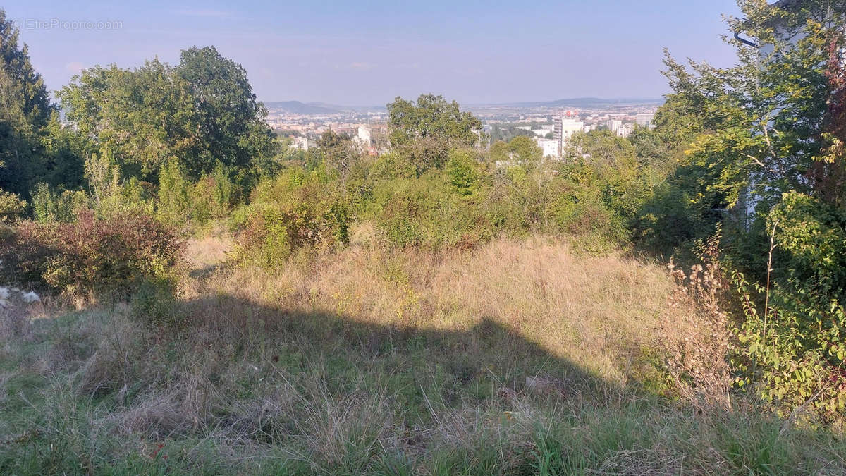 Terrain à VANDOEUVRE-LES-NANCY