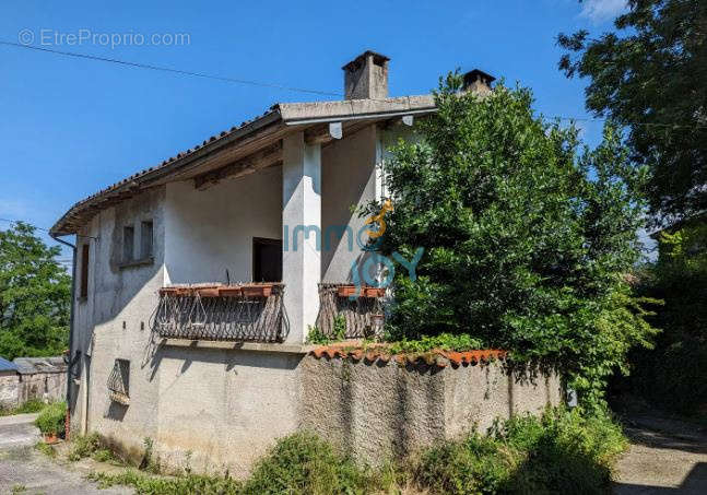 Maison à DURBAN-SUR-ARIZE